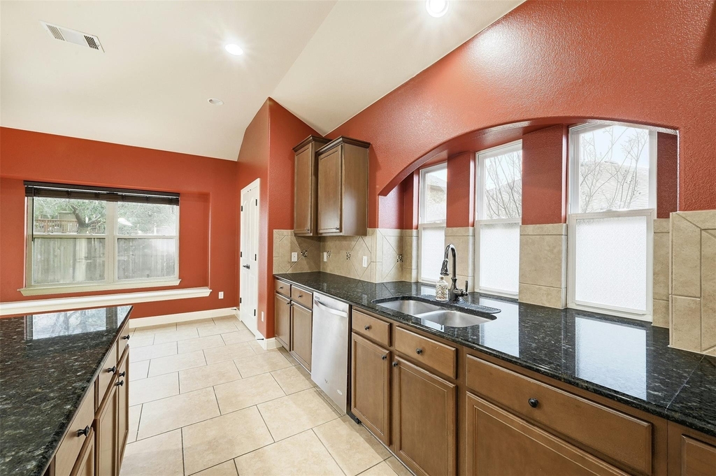 104 Turvey Cv - Photo 15