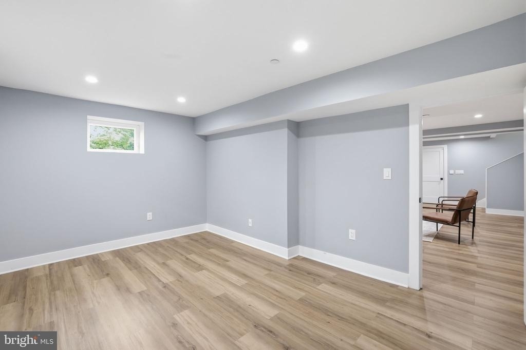 7121 W Greenvale Parkway - Photo 56