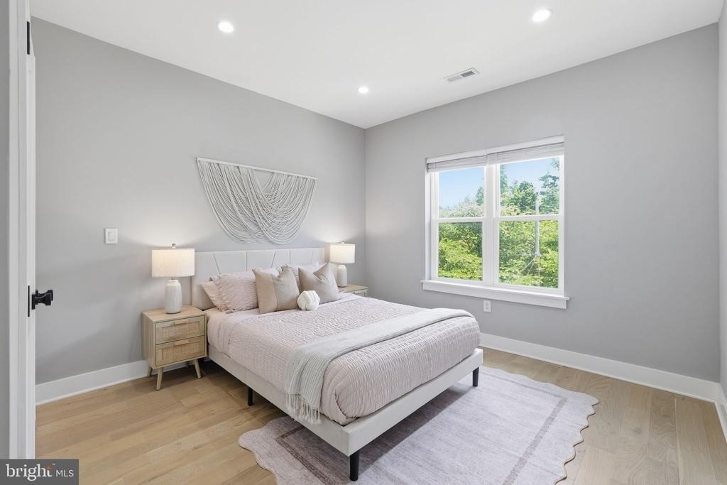 7121 W Greenvale Parkway - Photo 32