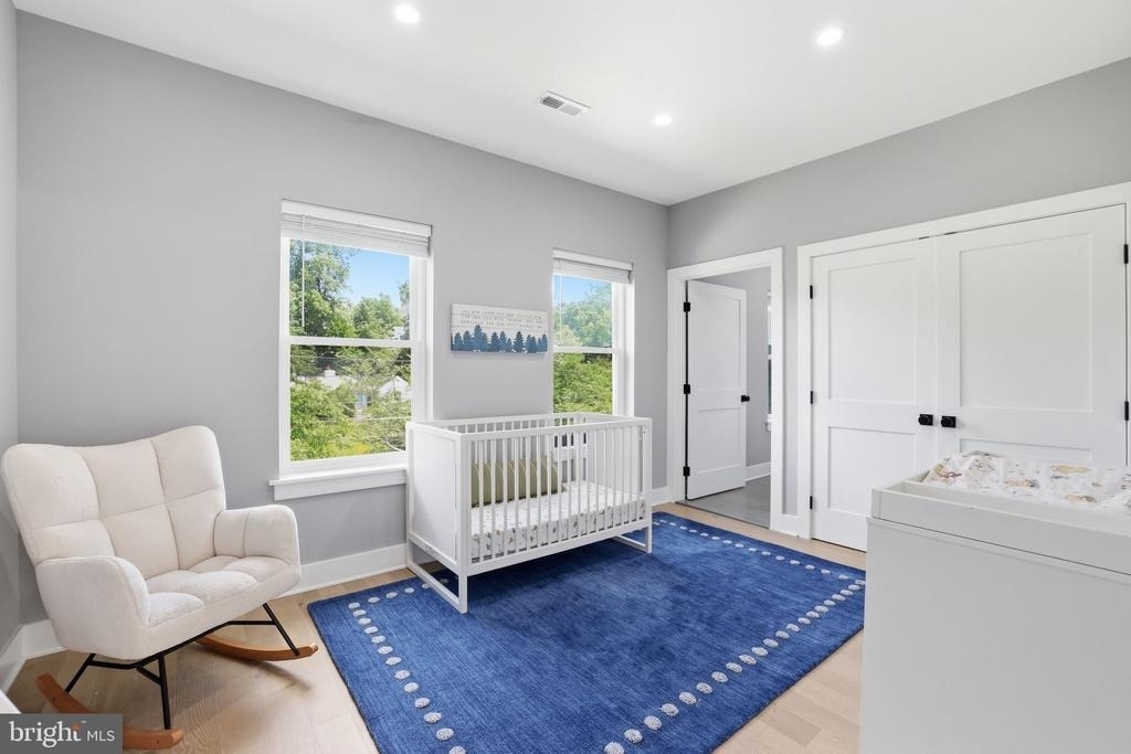7121 W Greenvale Parkway - Photo 34