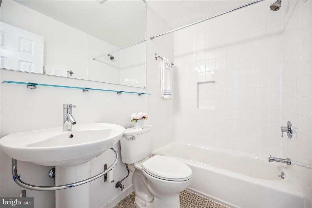 6705 Hillandale Road - Photo 17