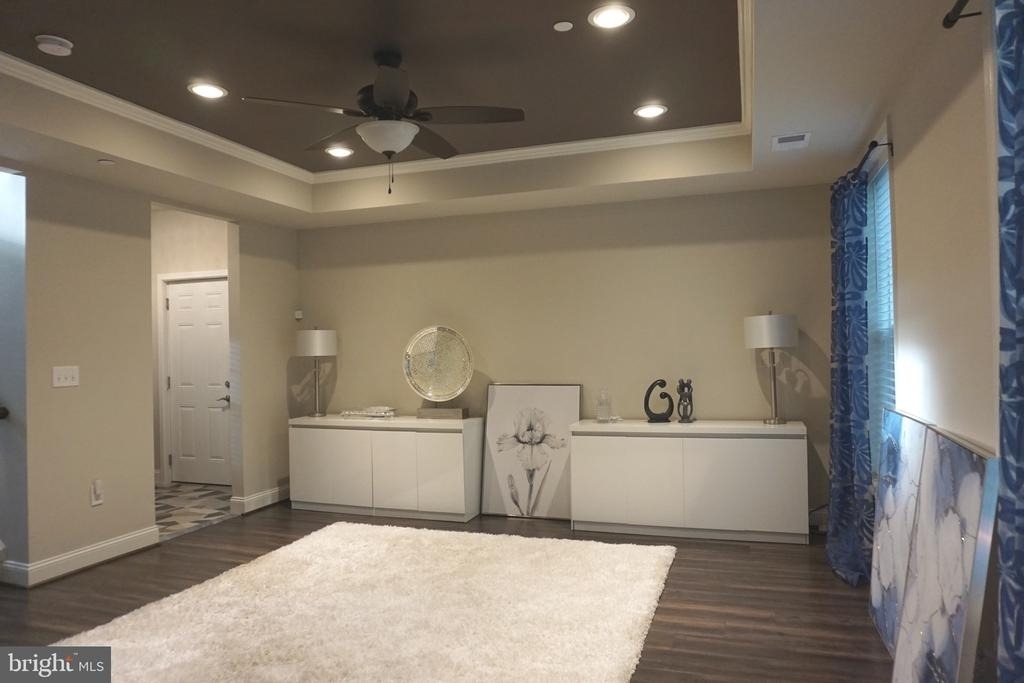 208 Bryan Avenue - Photo 7