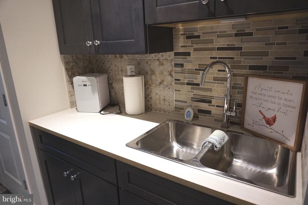 208 Bryan Avenue - Photo 20