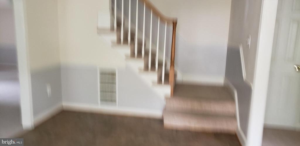 10316 Royal Road - Photo 6