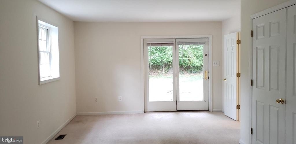 10316 Royal Road - Photo 14