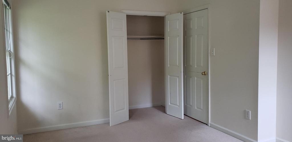 10316 Royal Road - Photo 15