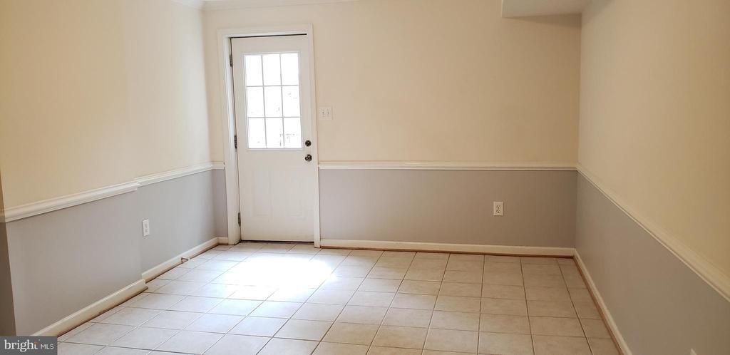 10316 Royal Road - Photo 17