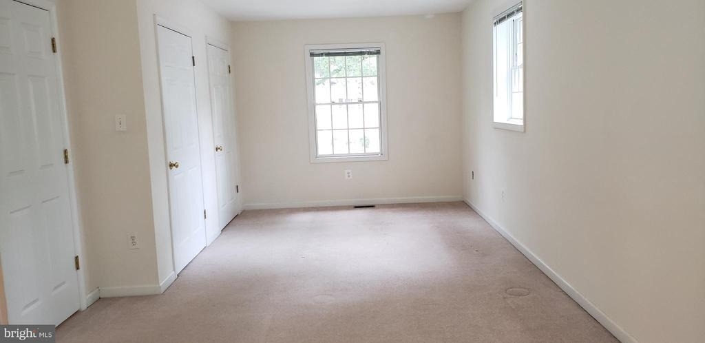 10316 Royal Road - Photo 9