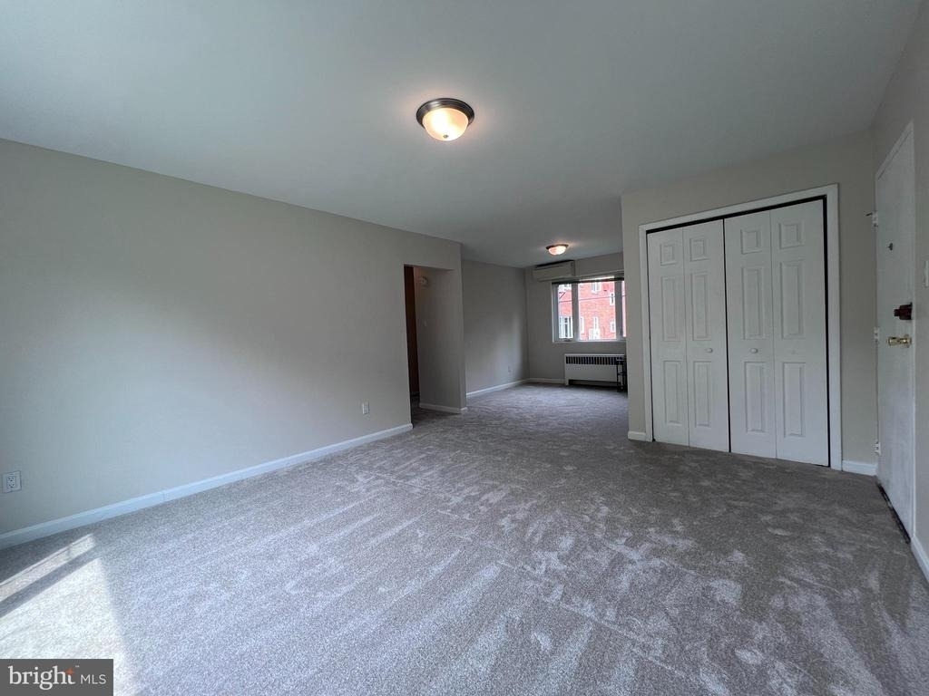 10413 Montrose Avenue - Photo 15