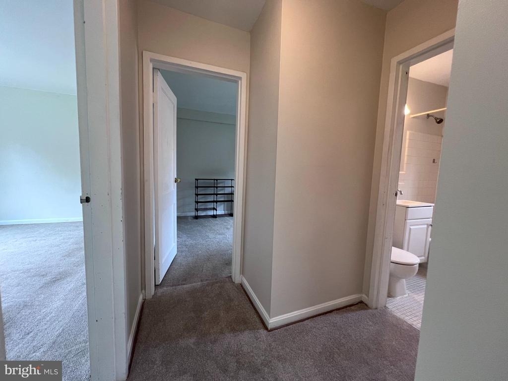 10413 Montrose Avenue - Photo 16