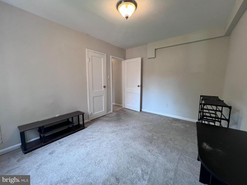 10413 Montrose Avenue - Photo 23