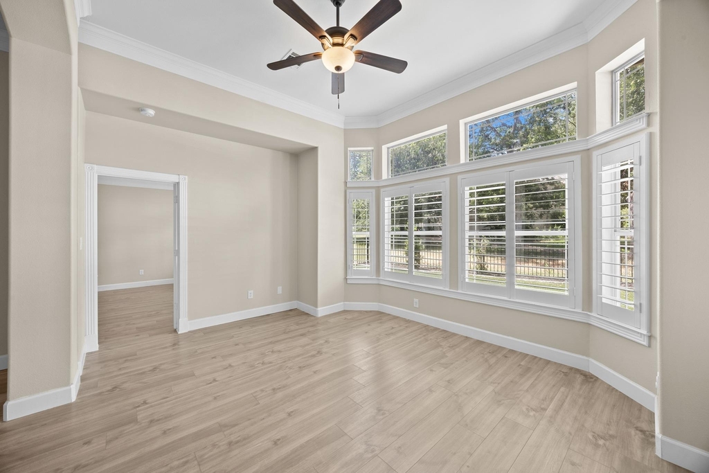 4801 Interlachen Ln - Photo 6