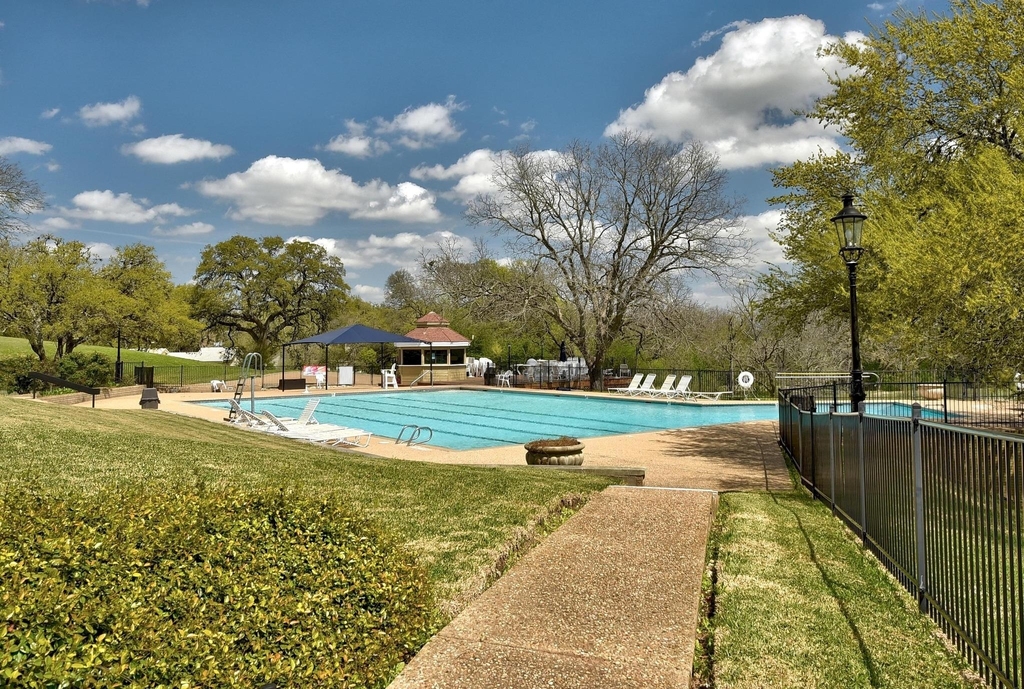 4801 Interlachen Ln - Photo 26