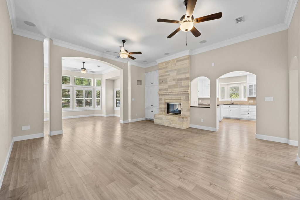 4801 Interlachen Ln - Photo 5