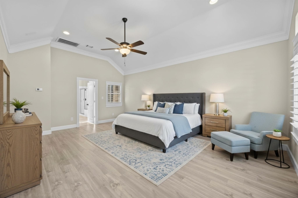 4801 Interlachen Ln - Photo 10