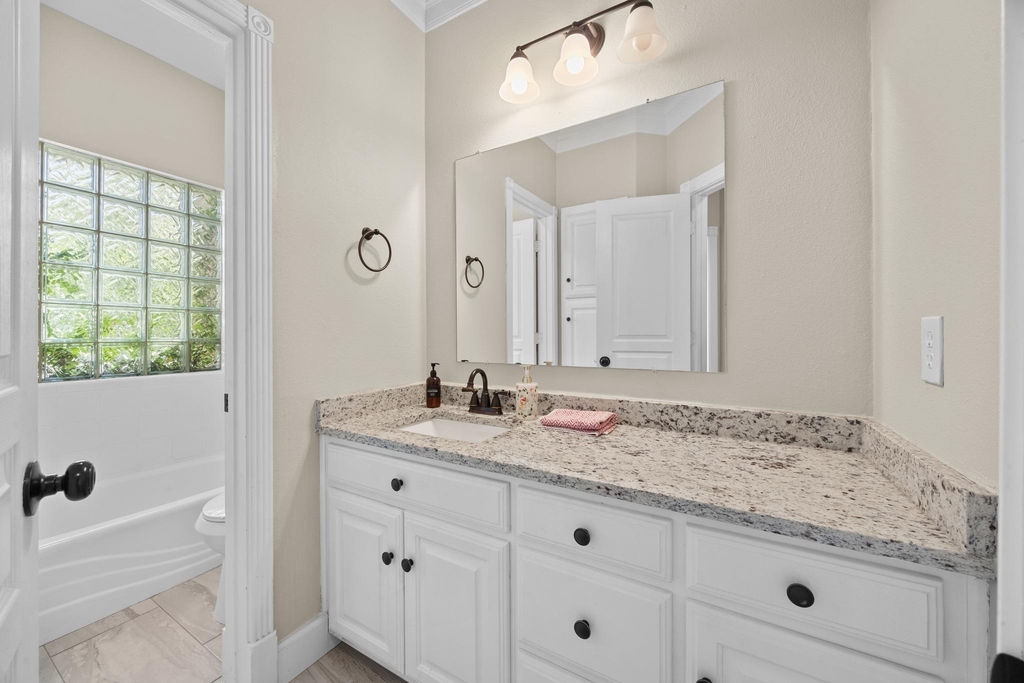 4801 Interlachen Ln - Photo 16