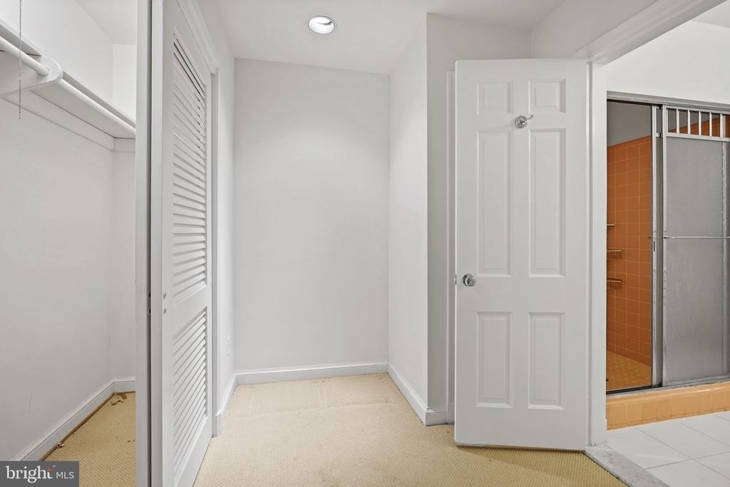 10810 Burbank - Photo 30