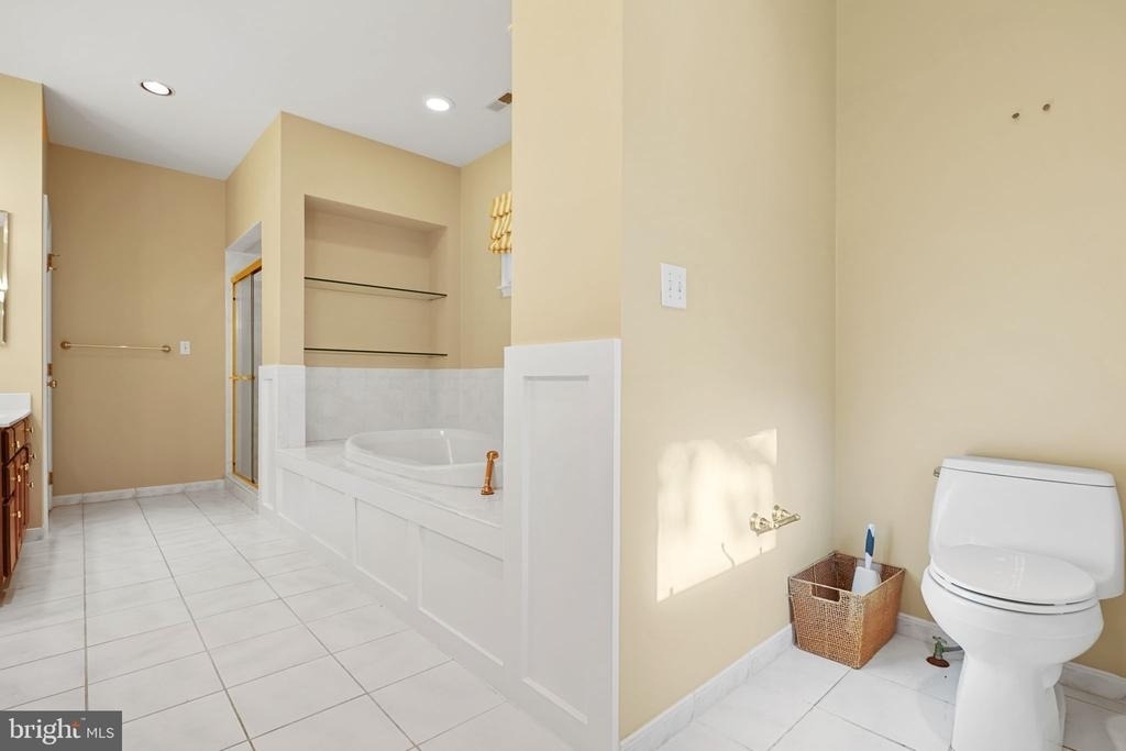 10810 Burbank - Photo 48