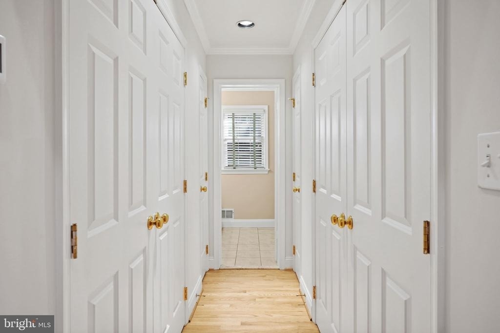 10810 Burbank - Photo 26