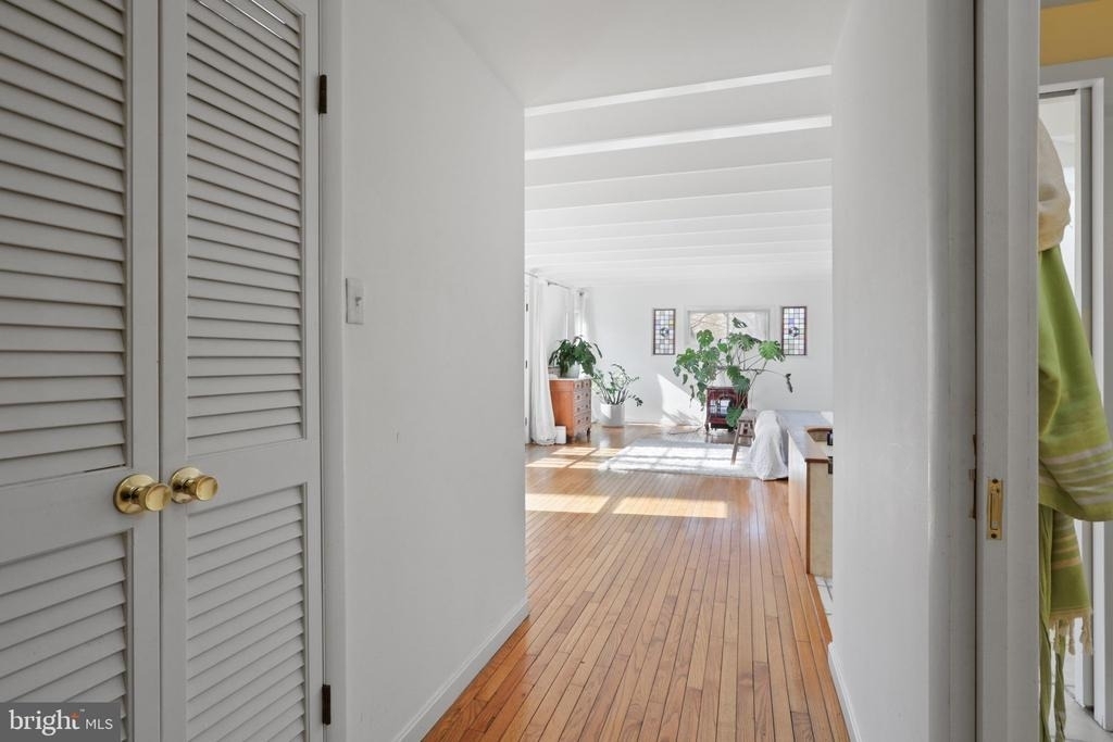 206 Grove Avenue - Photo 22