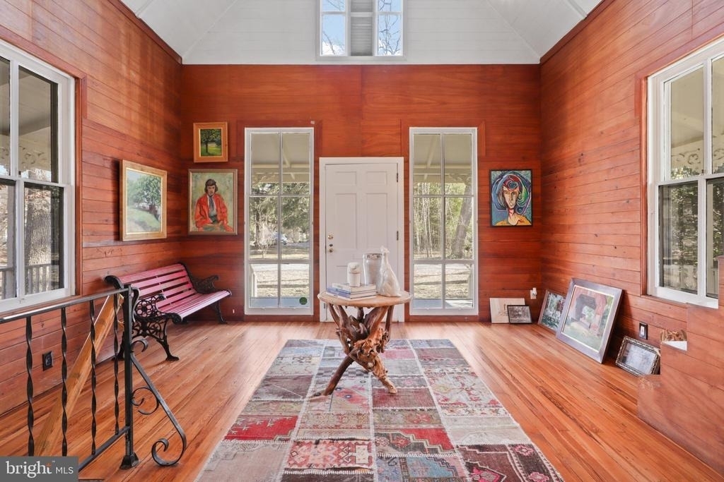 206 Grove Avenue - Photo 5