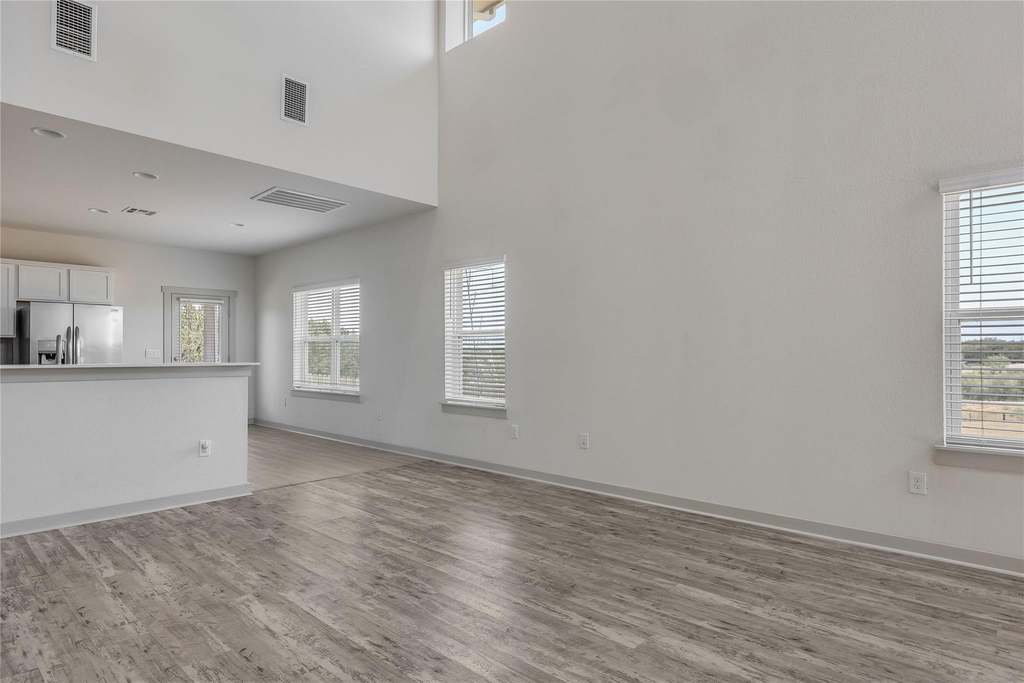 8340 Mimi Ln - Photo 8