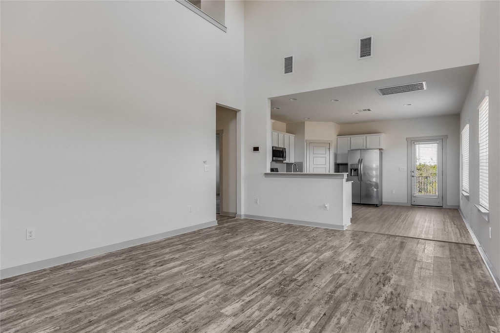 8340 Mimi Ln - Photo 3