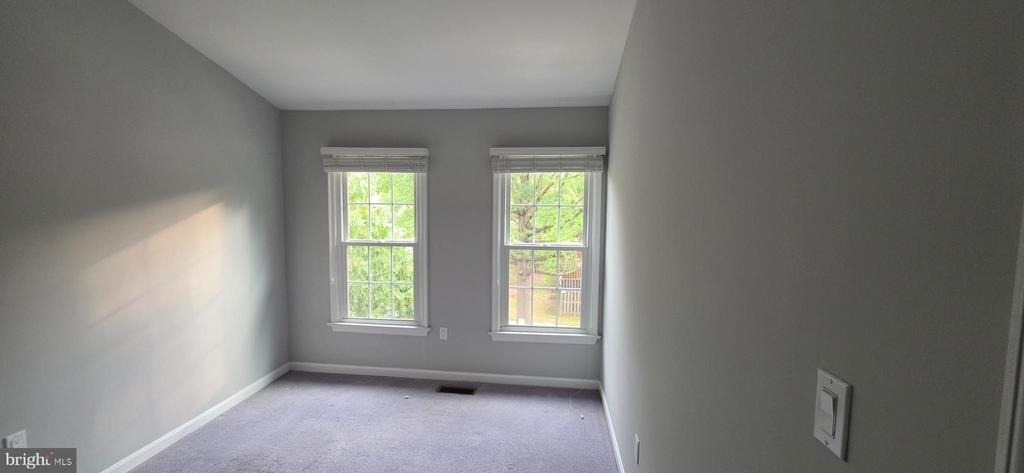 1353 Templeton Place - Photo 15
