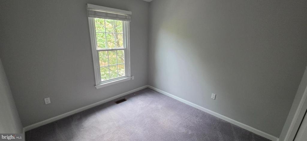 1353 Templeton Place - Photo 17