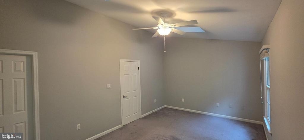 1353 Templeton Place - Photo 13