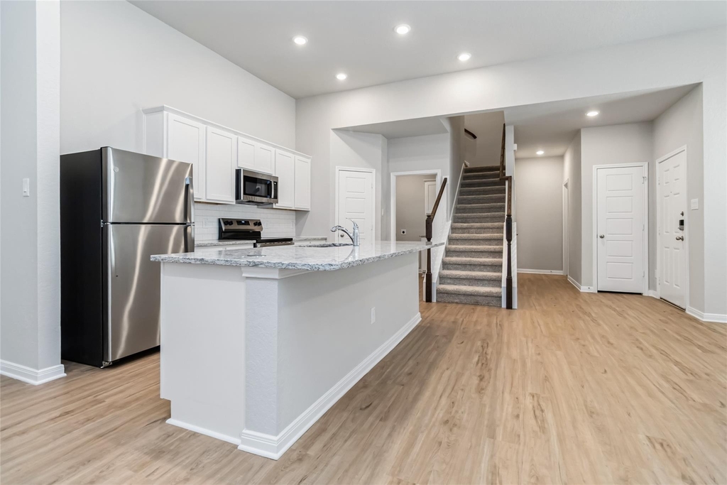 541 Caymus Dr - Photo 13