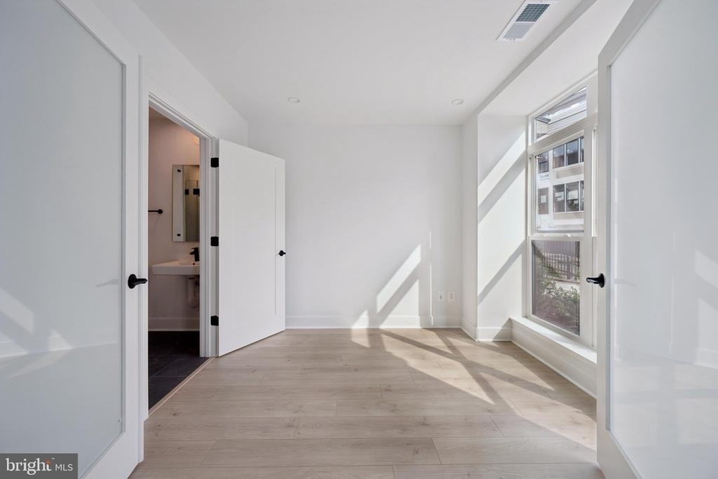 5609 Vermillion Cir - Photo 4