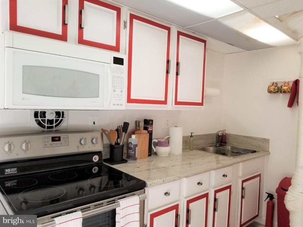 5208 Acacia Avenue - Photo 12
