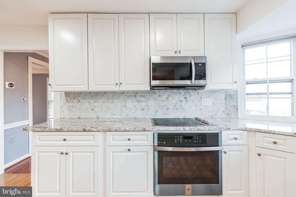 14524 Pebblewood Drive - Photo 12
