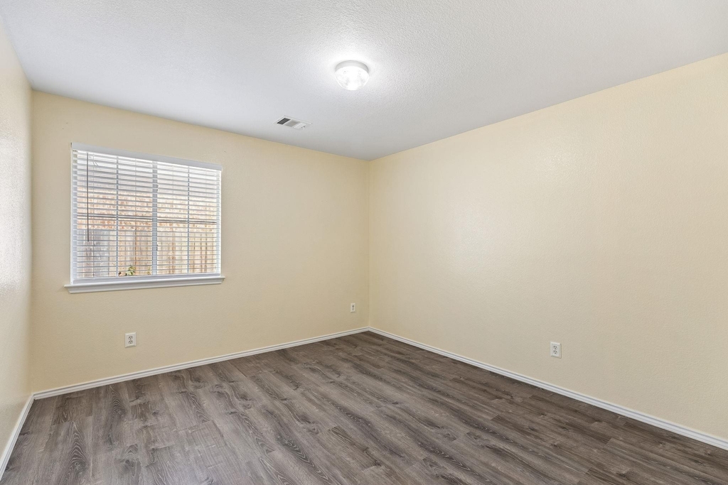 1512 Sweet Leaf Ln - Photo 30
