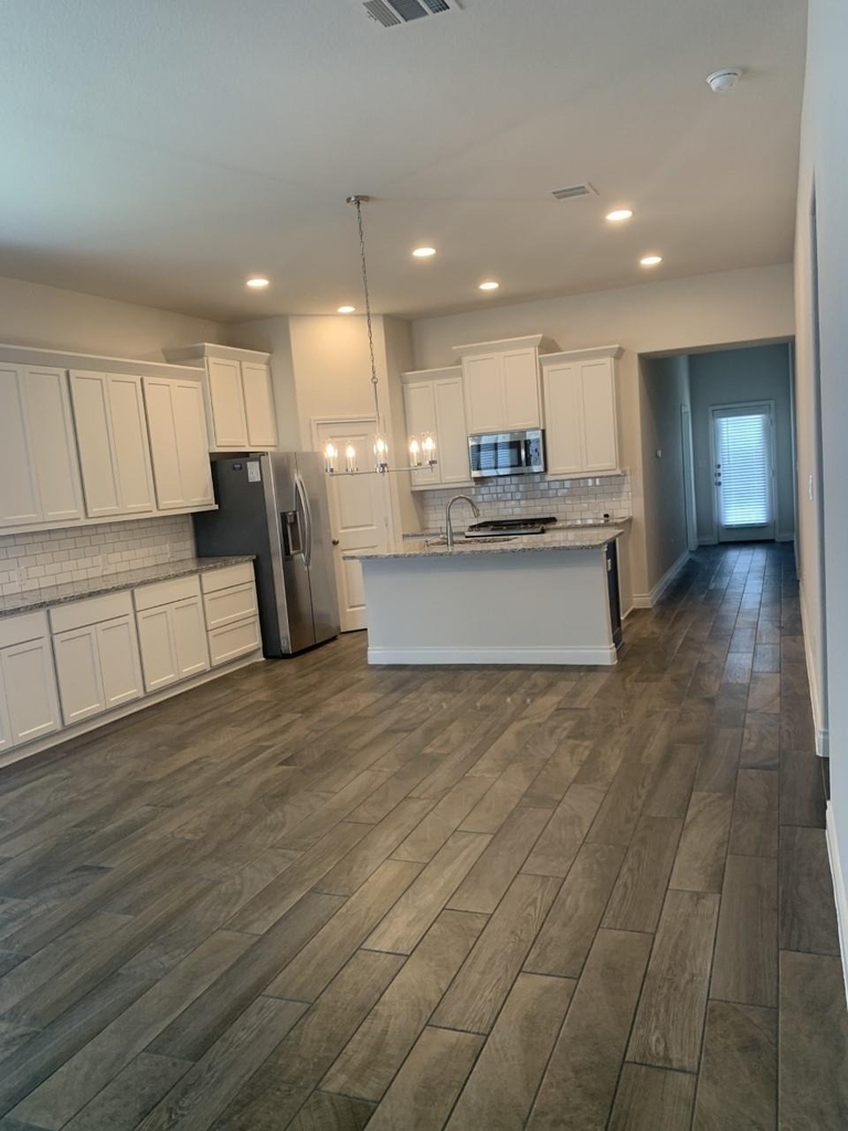 221 Rosebush Dr - Photo 5