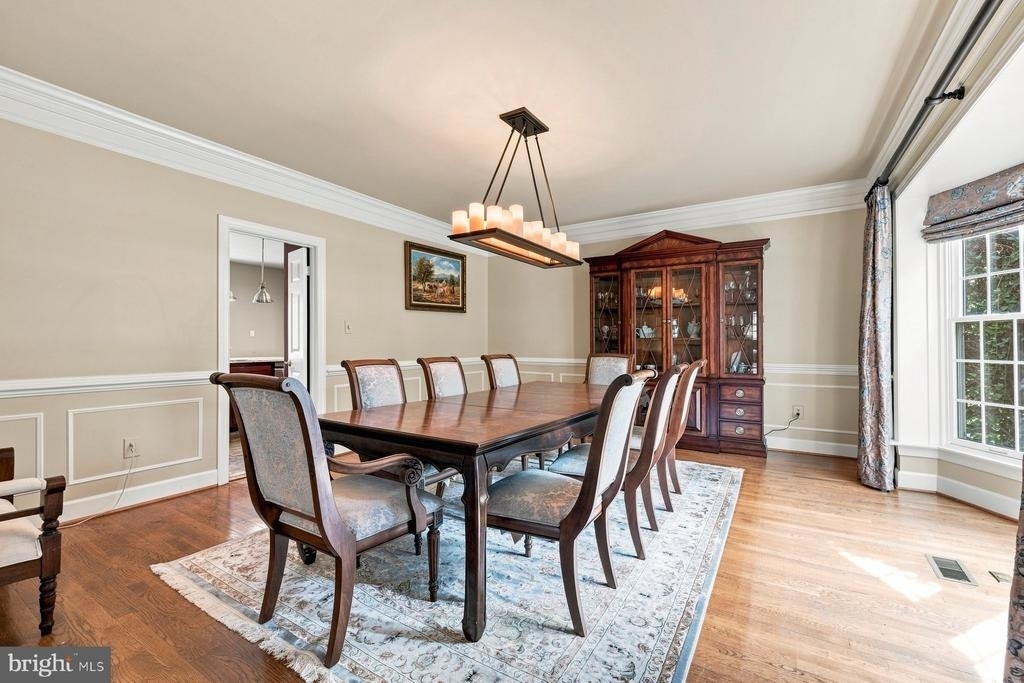 10117 Meyer Point Terrace - Photo 4