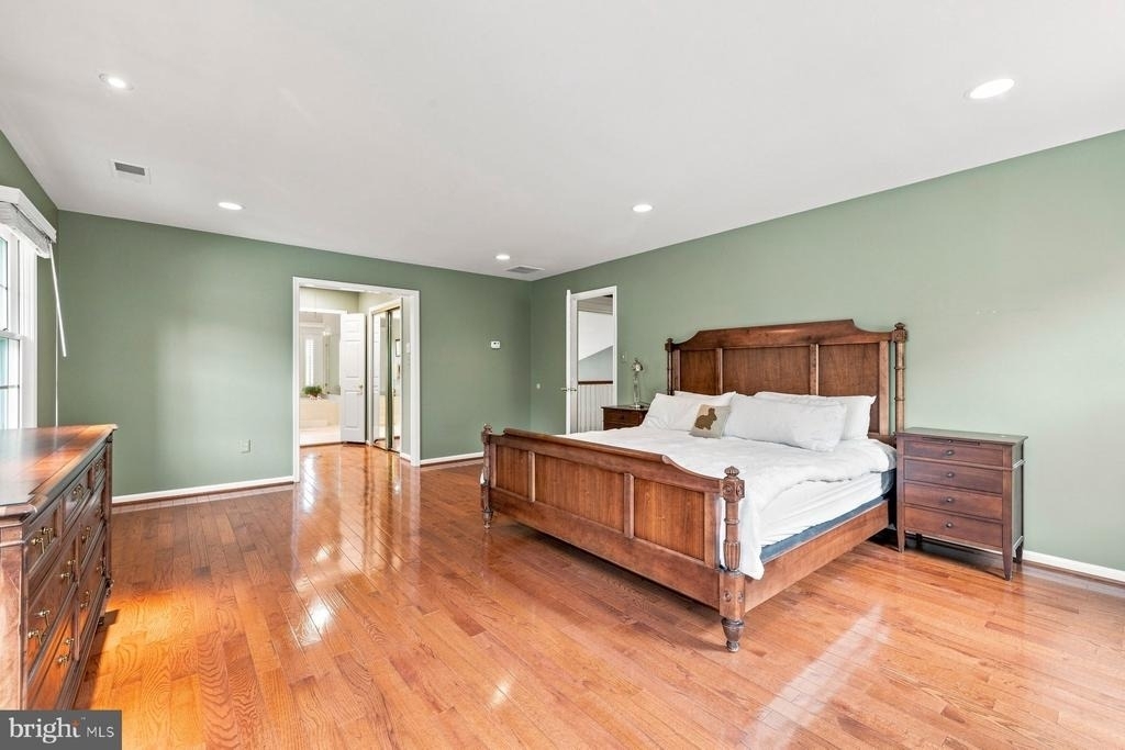 10117 Meyer Point Terrace - Photo 30