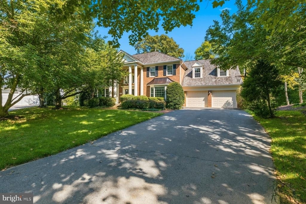 10117 Meyer Point Terrace - Photo 2