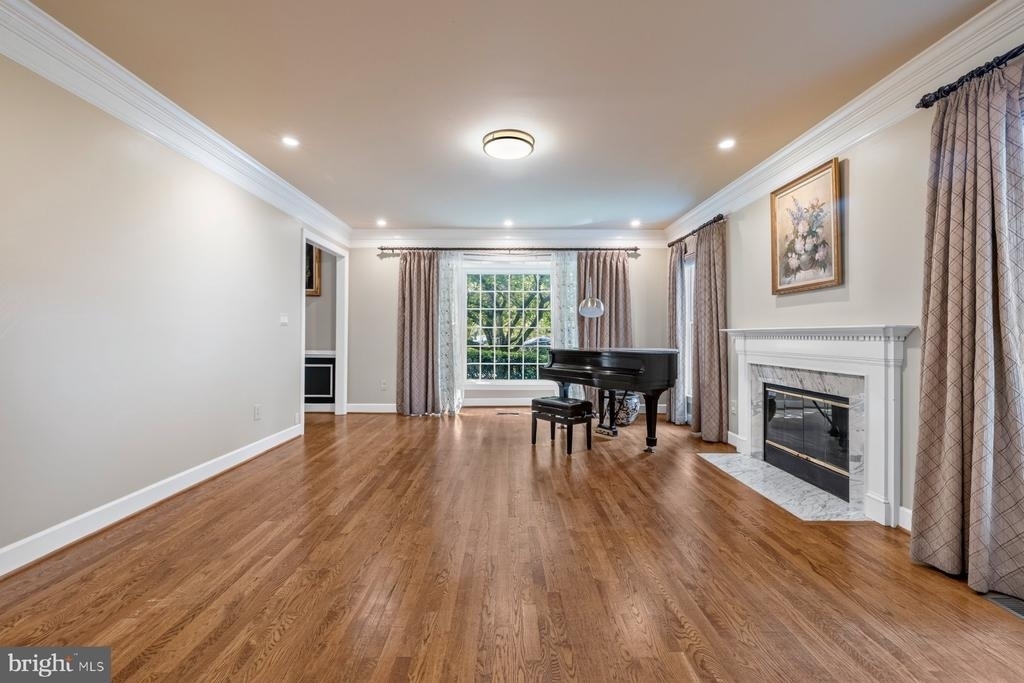 10117 Meyer Point Terrace - Photo 17