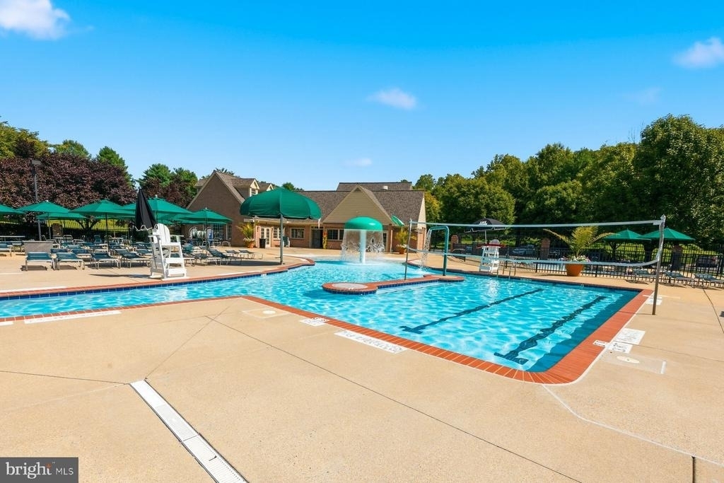 10117 Meyer Point Terrace - Photo 48