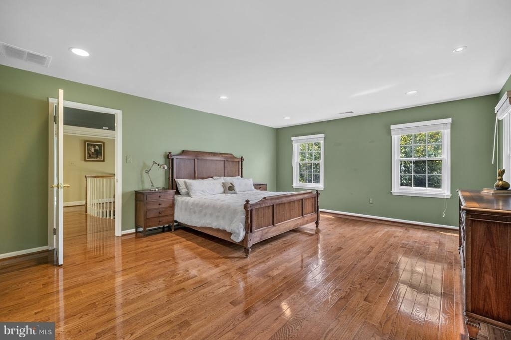 10117 Meyer Point Terrace - Photo 29