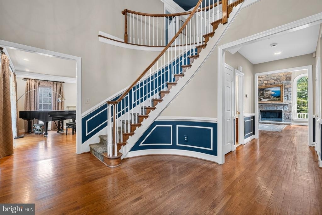 10117 Meyer Point Terrace - Photo 3