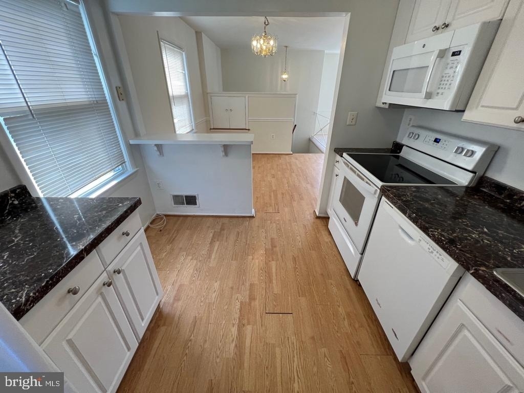 13303 Holdridge Road - Photo 2