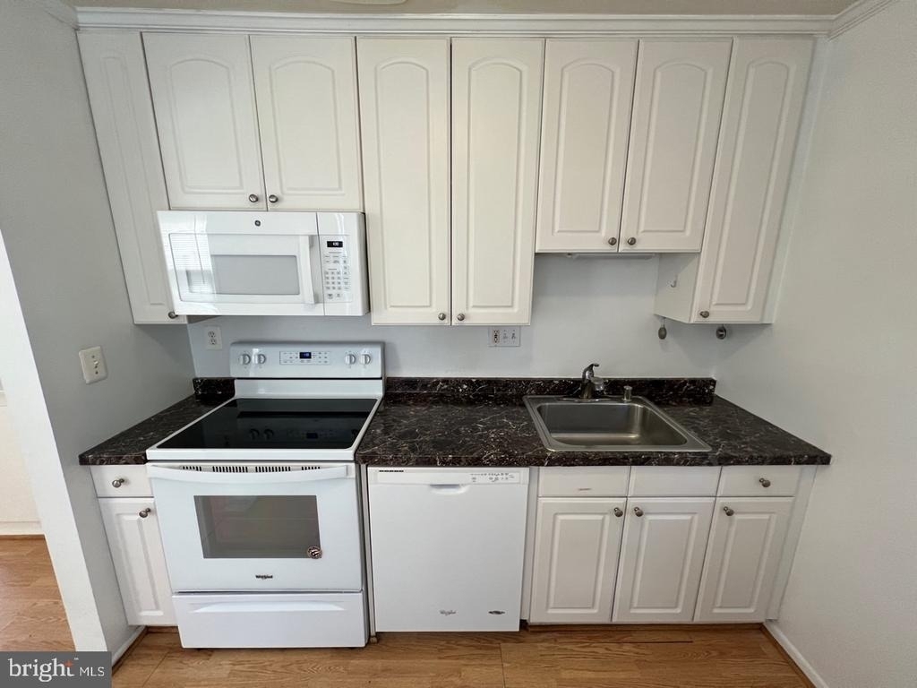 13303 Holdridge Road - Photo 1