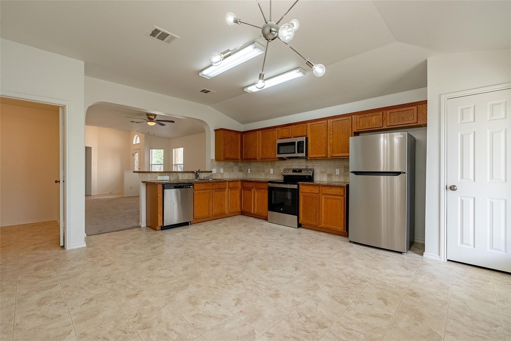 12905 Thomas Jefferson St - Photo 11