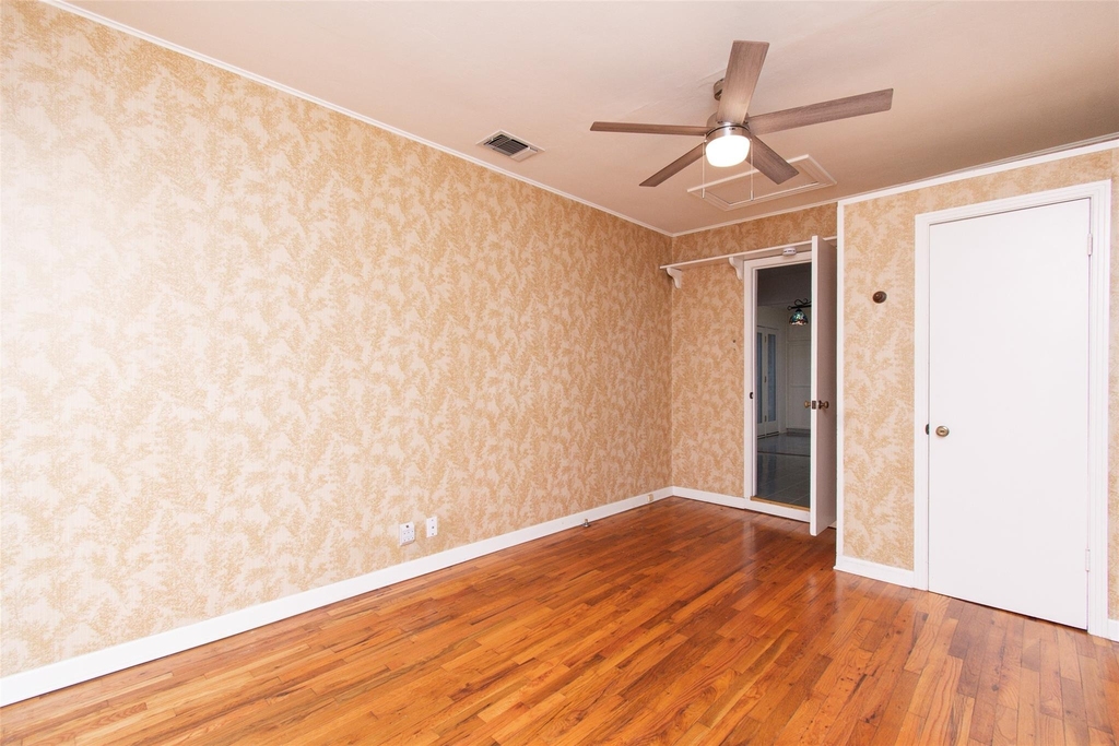 4510 Russell Dr - Photo 10