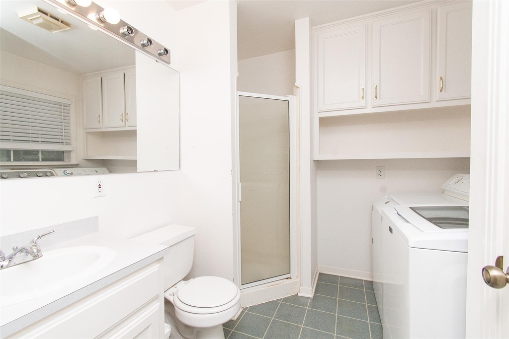 4510 Russell Dr - Photo 7