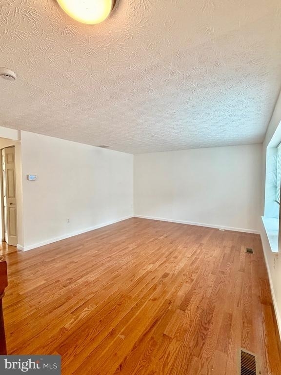1234 Elm Grove Circle - Photo 3