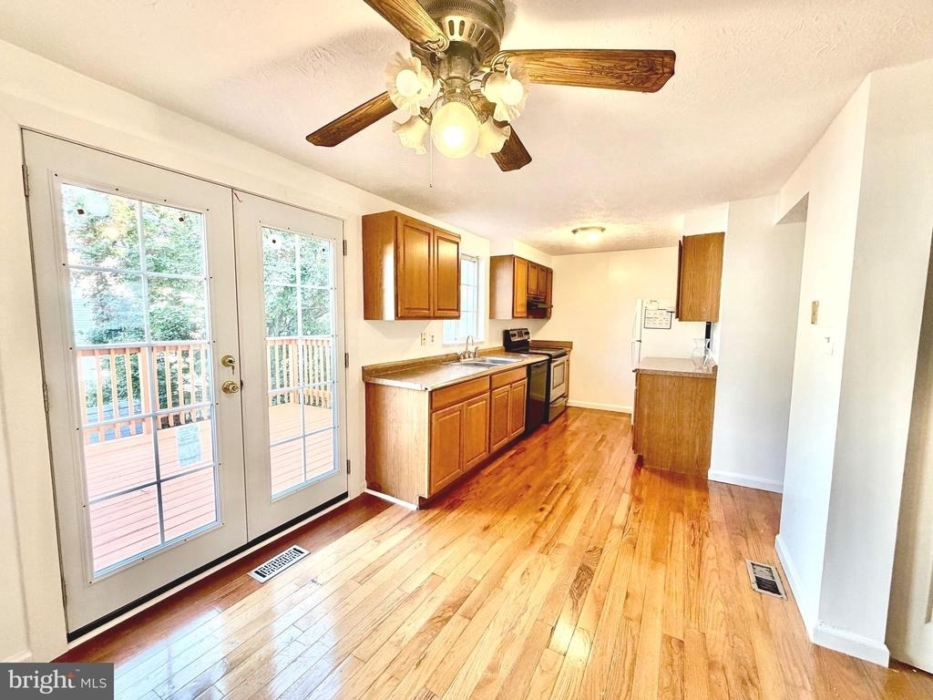 1234 Elm Grove Circle - Photo 6
